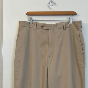 Jos. A. Bank Traveler’s Collection Men's Tan Chinos